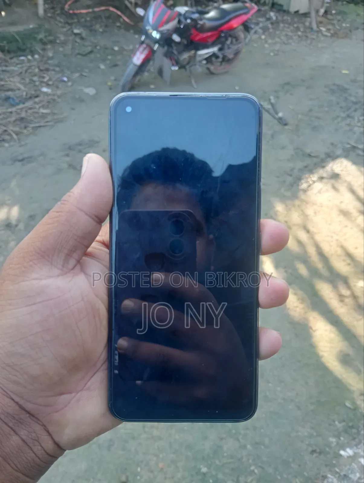 রিয়েলমি ১২৮ জিবি