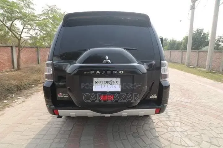 Mitsubishi Pajero V90 3.0 V6 GLS/GLX 2018 Black
