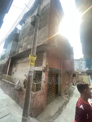 কাদিরগঞ্জে সাজানো ৪ বেডরুমের বাড়ি বিক্রয়ের জন্য