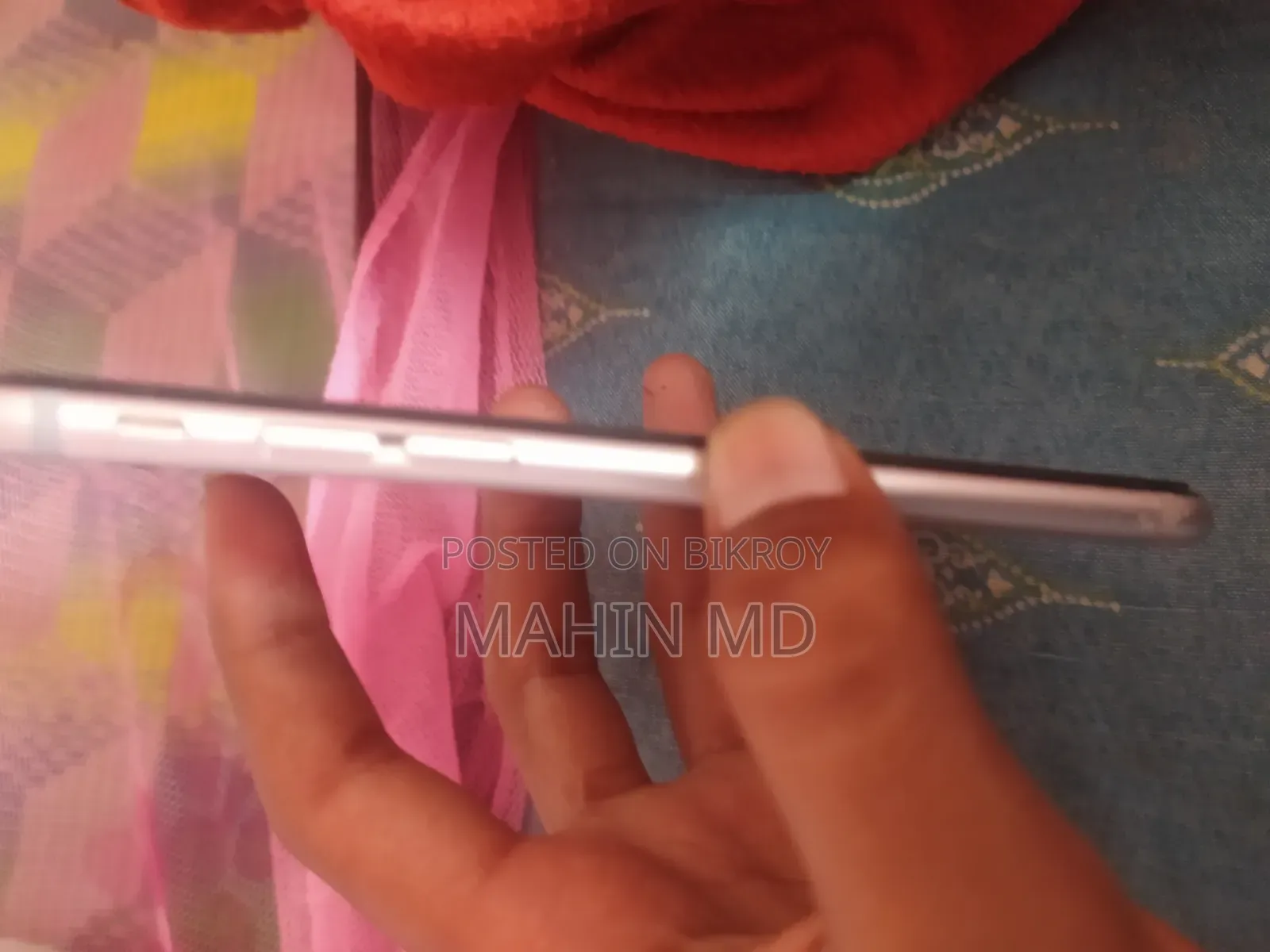 অ্যাপল আইফোন ৬ ৬৪ জিবি হোয়াইট
