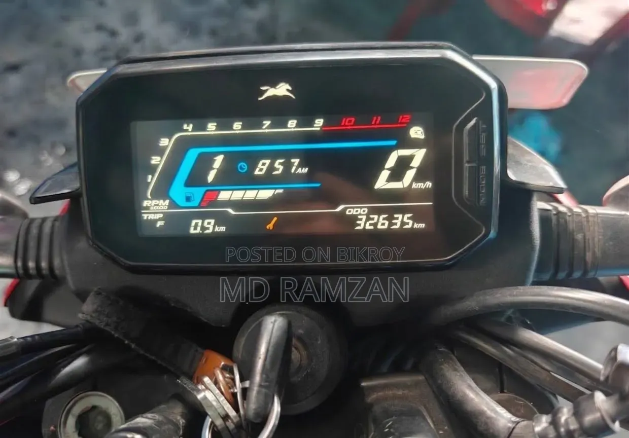 TVS Raider 125 2022 Red