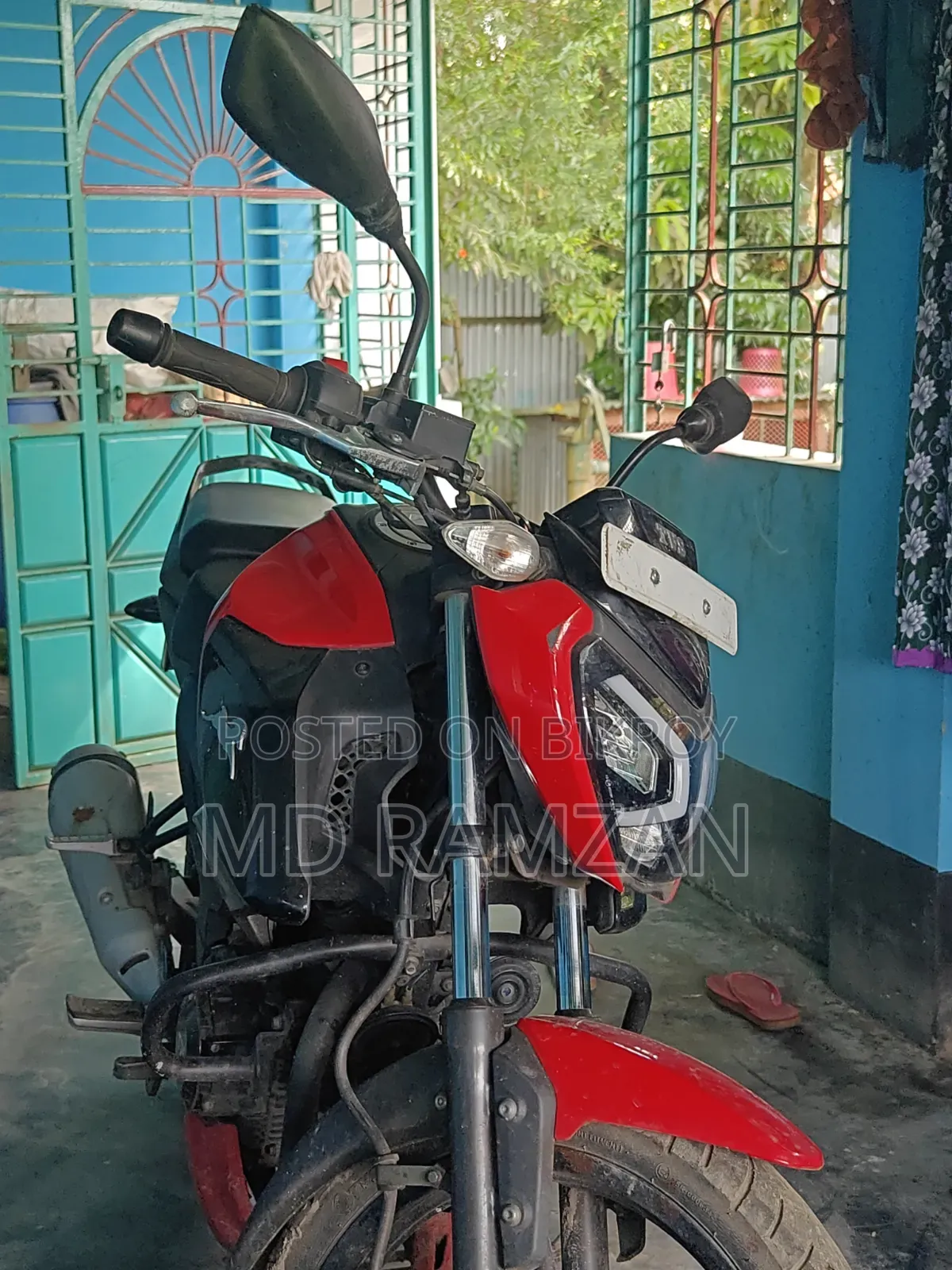 TVS Raider 125 2022 Red