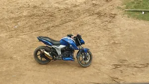 TVS Apache RTR 160 4V 2022 Blue