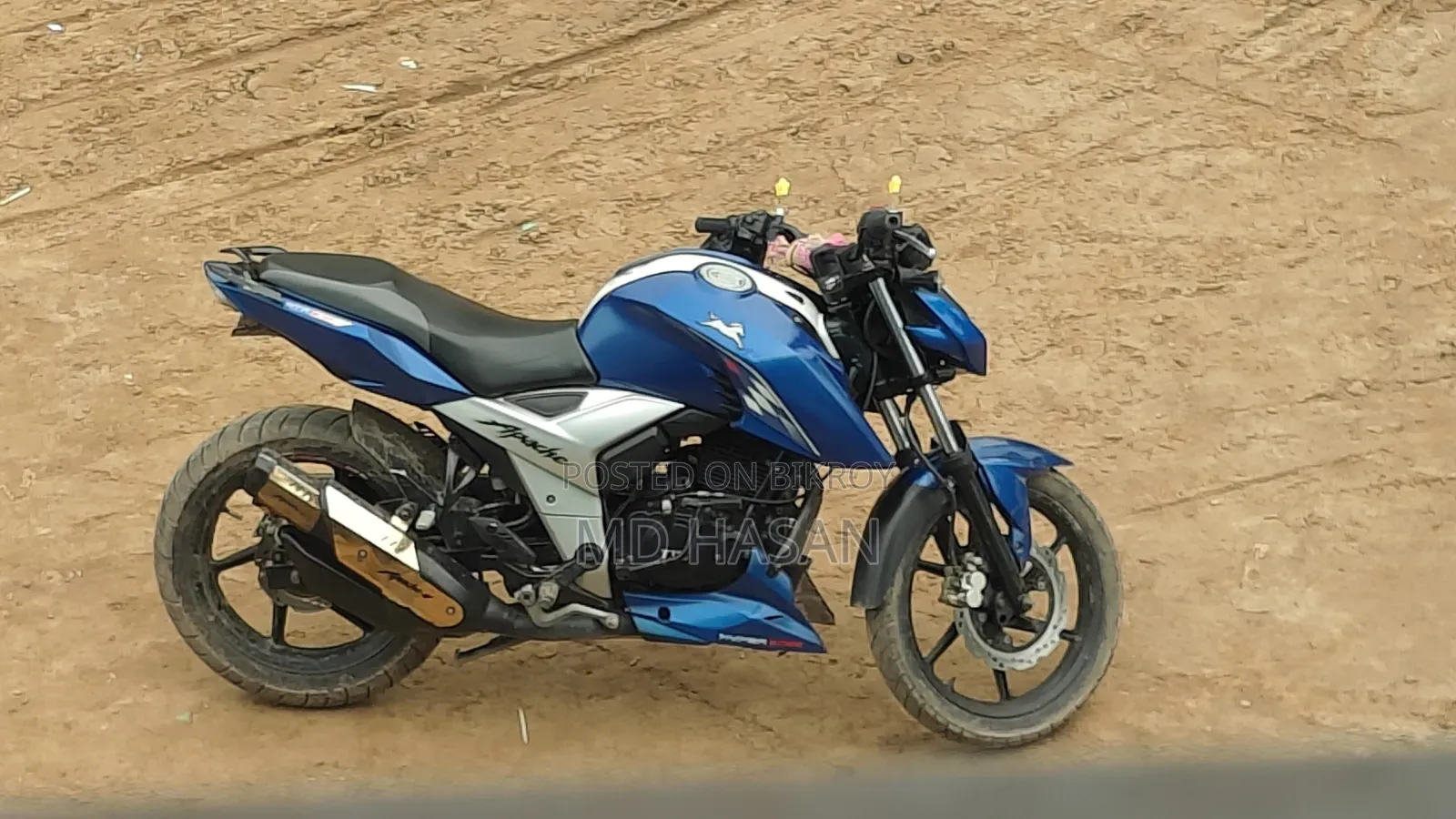 TVS Apache RTR 160 4V 2022 Blue
