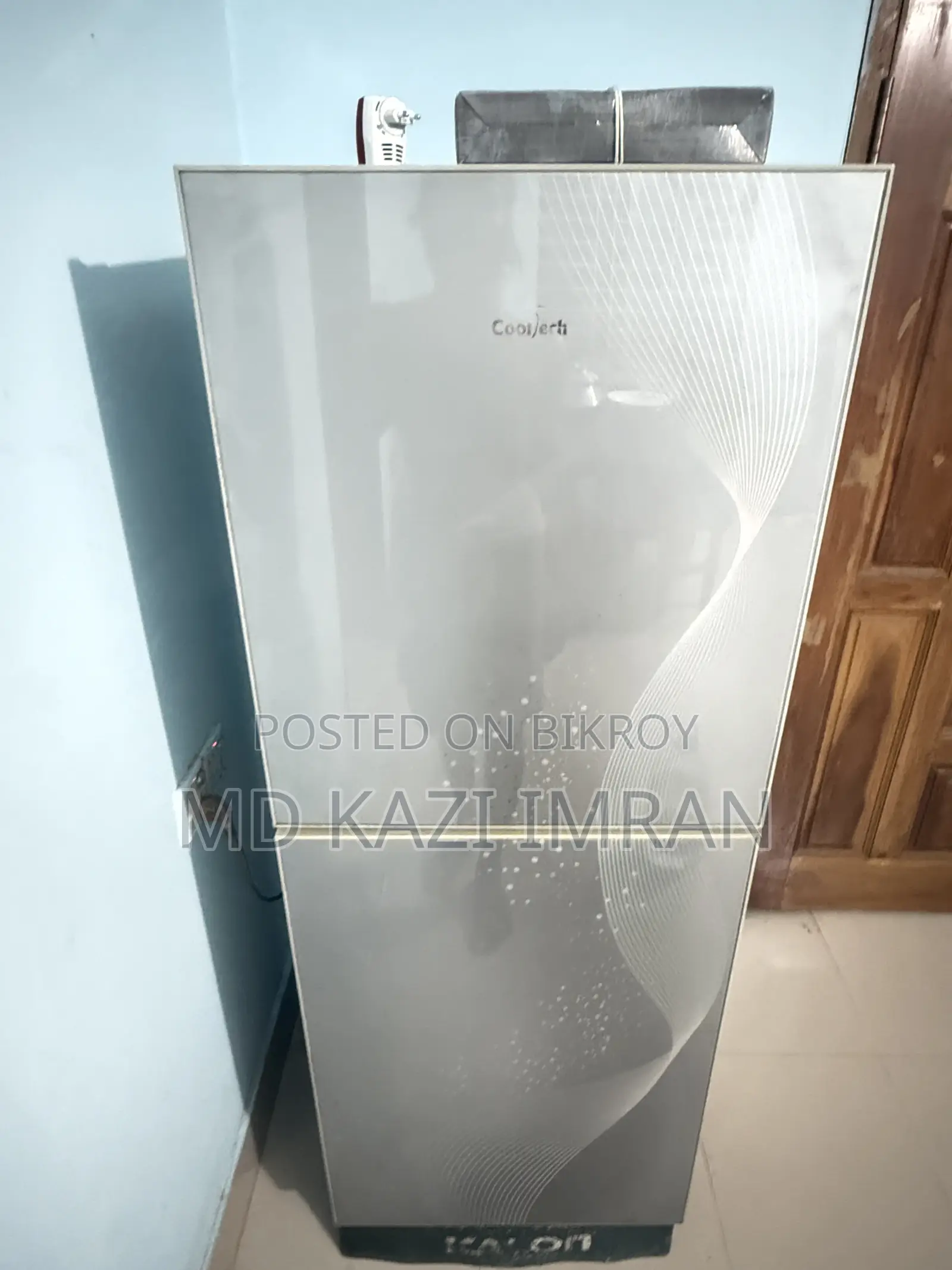 ব্যবহৃত "Cooltech" গ্লাস ডোর ফ্রিজ বিক্রি হবে