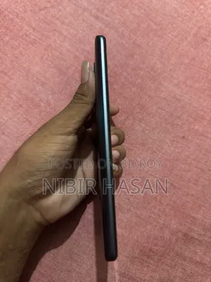 আইকিউও ১২৮ জিবি ব্লু