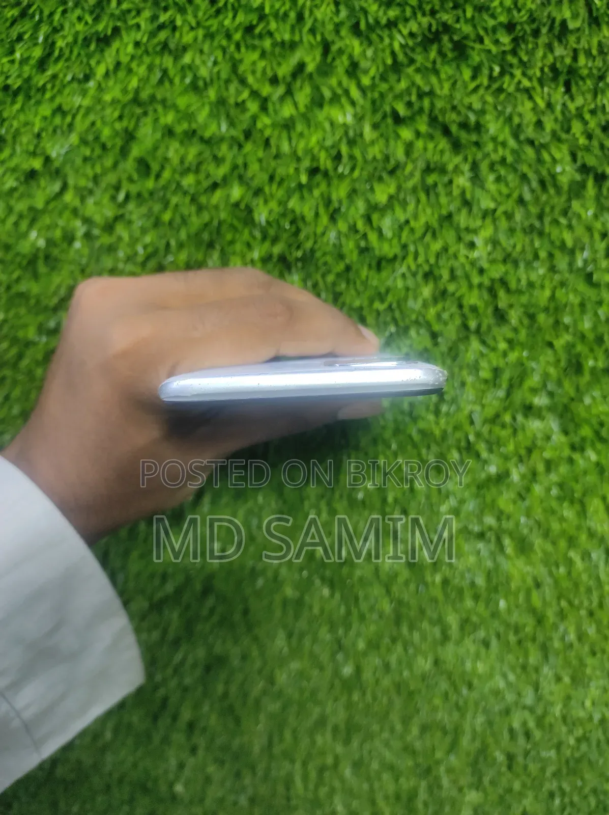 অপ্পো এ১৫এস ৬৪ জিবি হোয়াইট