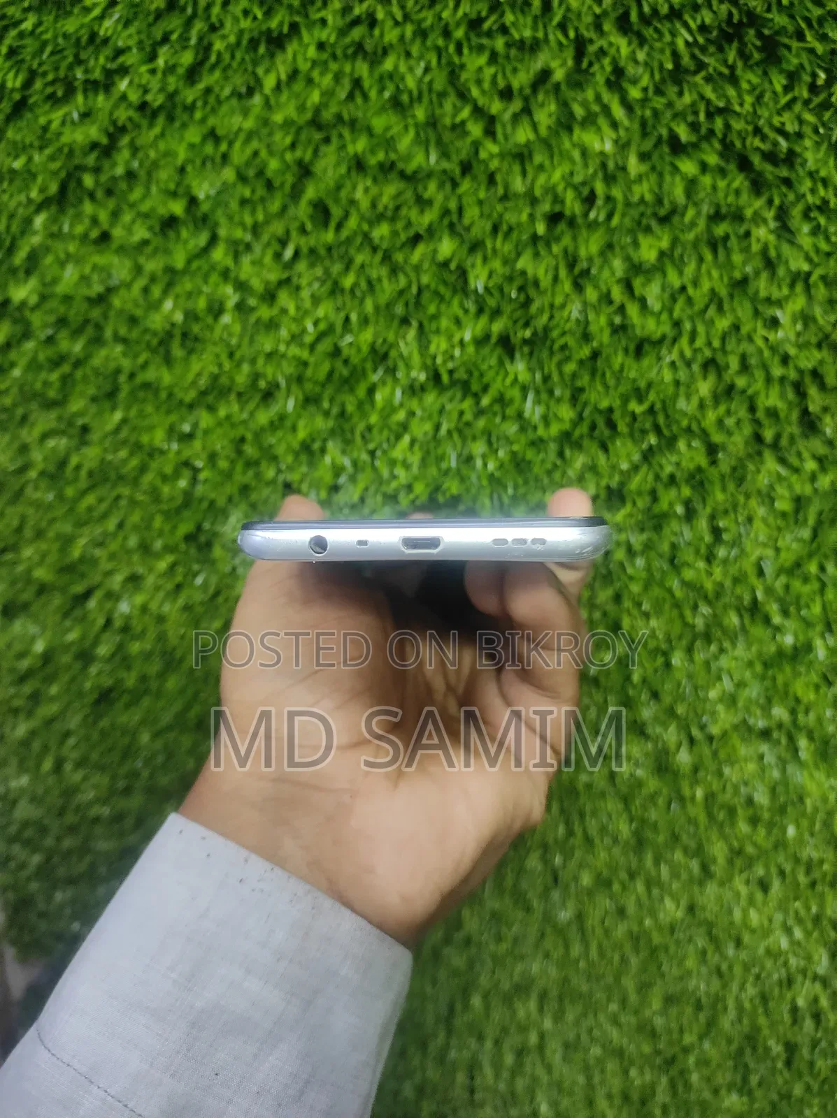 অপ্পো এ১৫এস ৬৪ জিবি হোয়াইট