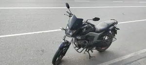 হোন্ডা সিবি ২০১৭ ব্ল্যাক
