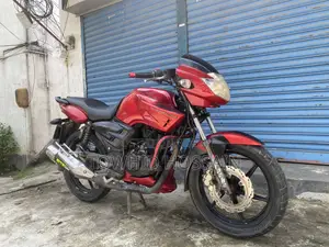 টিভিএস আপাচে আরটিআর ১৬০ টুভি ২০১১ লাল