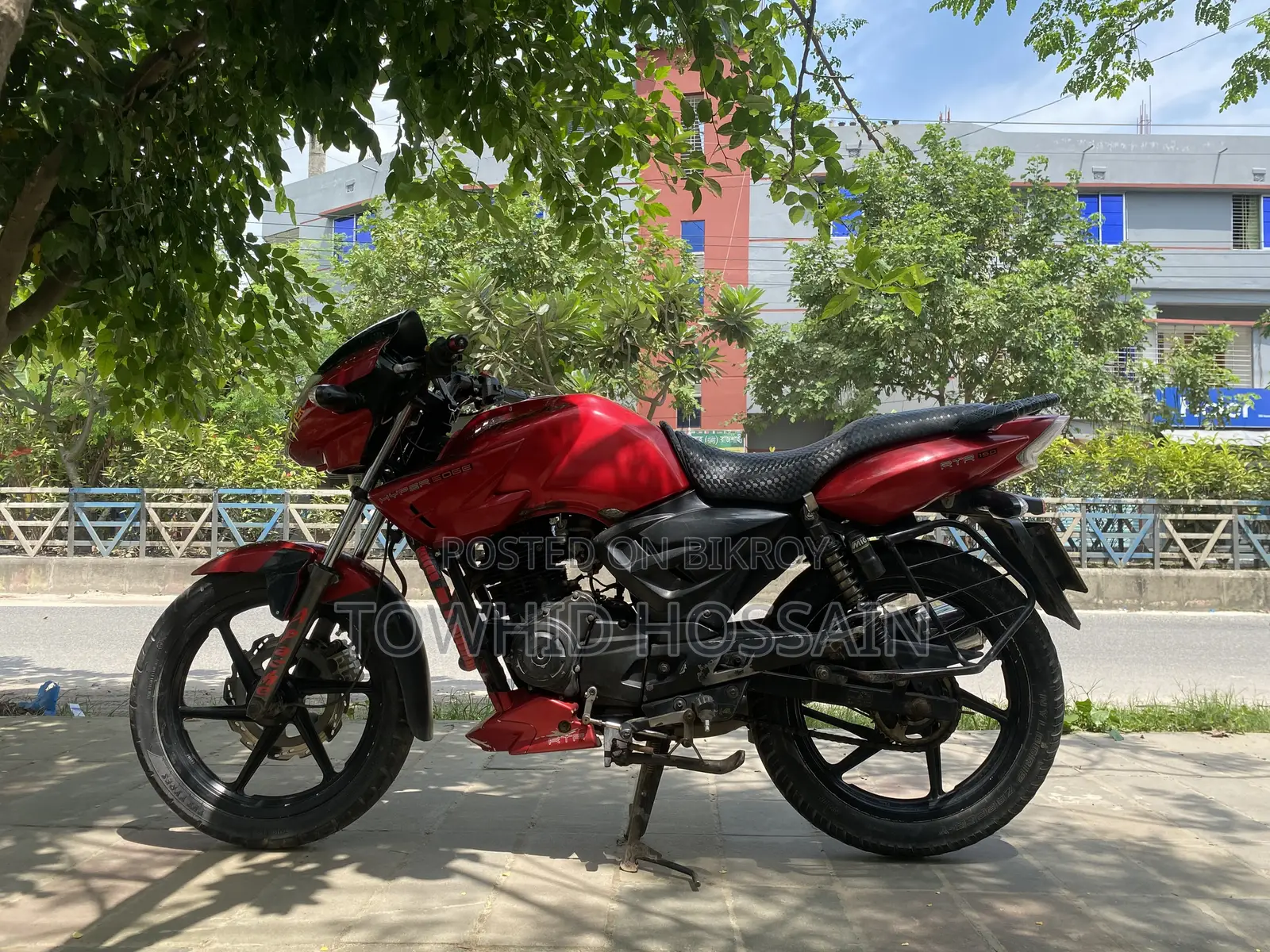 টিভিএস আপাচে আরটিআর ১৬০ টুভি ২০১১ লাল