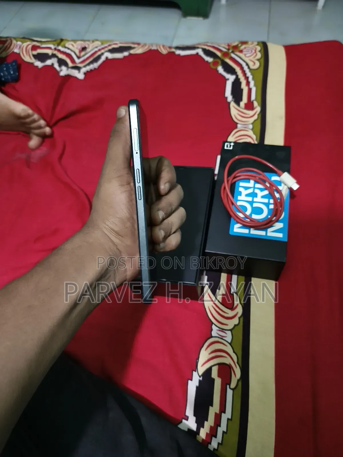 ওয়ানপ্লাস নর্ড সিই ৩ লাইট ৫জি ১২৮ জিবি ব্ল্যাক