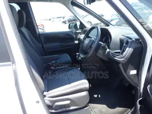 Toyota Noah 2022 Pearl