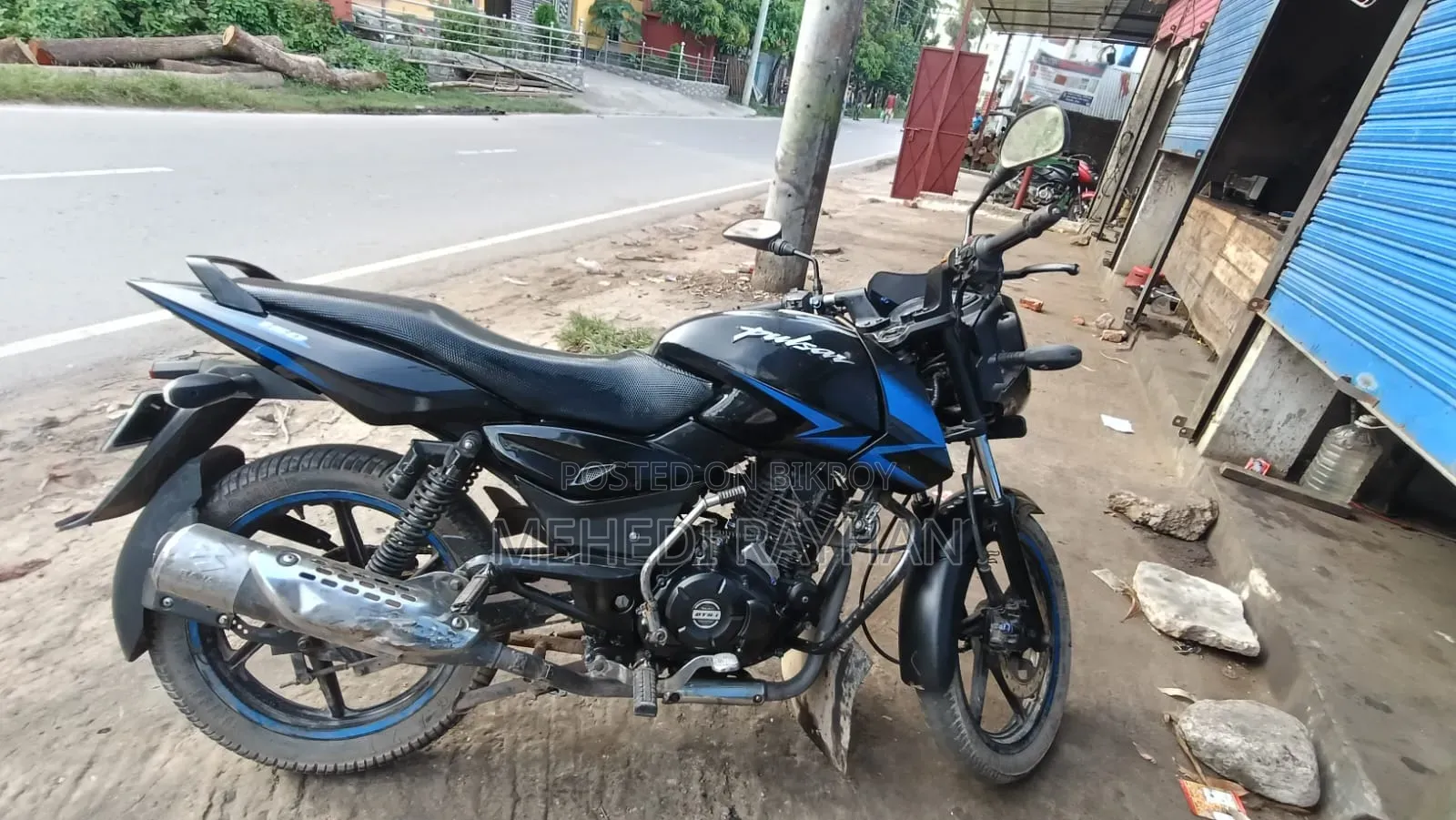 বাজাজ পালসার ১৫০ ২০১৭ ব্ল্যাক