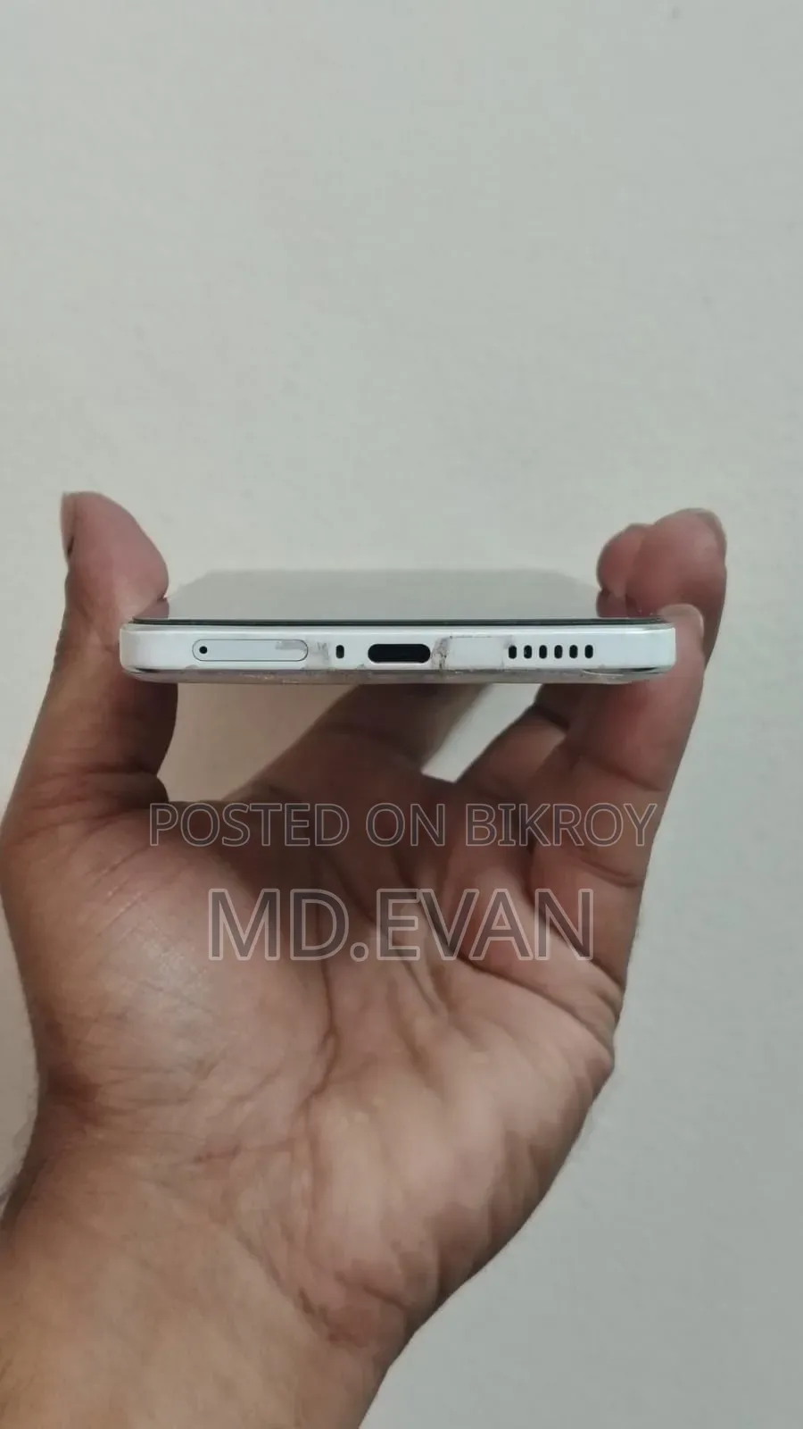 iQOO 256 GB White