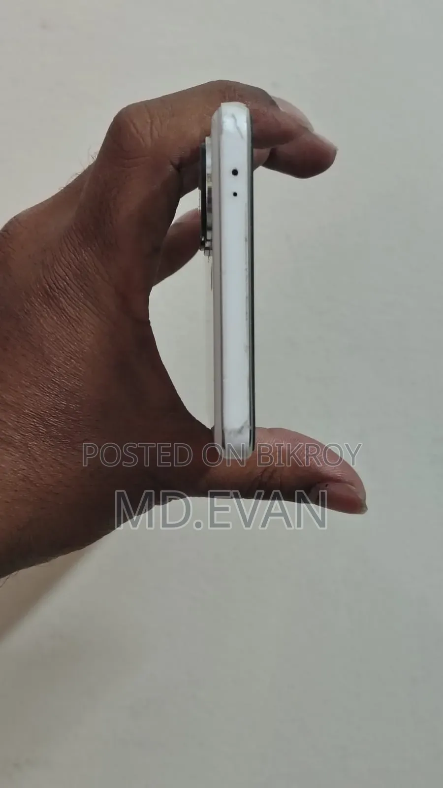iQOO 256 GB White