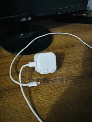 Apple Original Charger (20W)