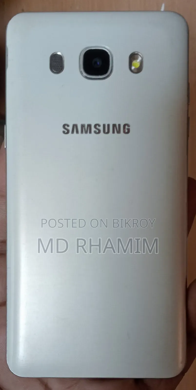 Samsung Galaxy J5 16 GB White