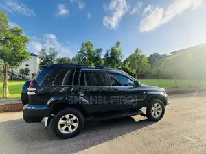 Toyota Land Cruiser Prado 2.7 3-door 2004 Black