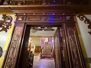 বসুন্ধরার সুক্তারাতে সাজানো ৬-বেডরুমের বাংলো বিক্রয়ের জন্য