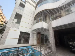 বসুন্ধরার সুক্তারাতে সাজানো ৬-বেডরুমের বাংলো বিক্রয়ের জন্য