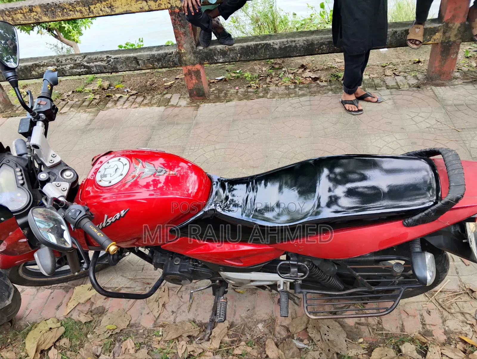 Bajaj Pulsar 150 2011 Red