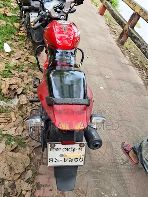 Bajaj Pulsar 150 2011 Red