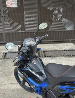 TVS Rockz 125 2023 Blue