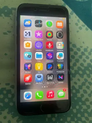 Apple iPhone SE (2022) 64 GB Black
