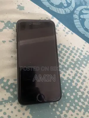 অ্যাপল আইফোন এসই (২০২২) ৬৪ জিবি ব্ল্যাক
