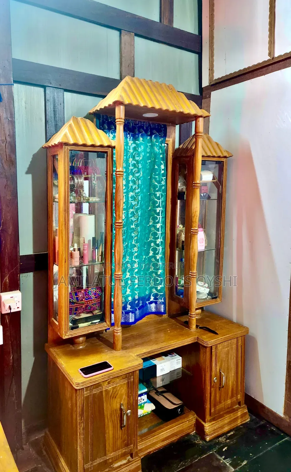 Dressing Table
