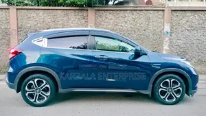Honda Vezel 1.5 Hybrid 2WD 2015 Blue