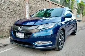Honda Vezel 1.5 Hybrid 2WD 2015 Blue