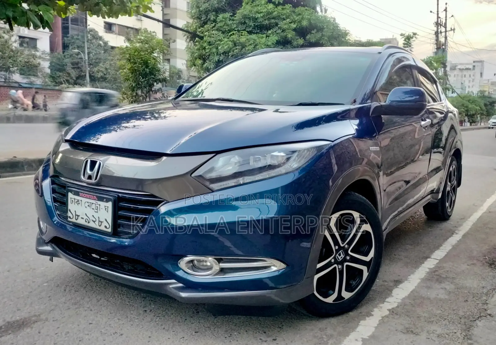 Honda Vezel 1.5 Hybrid 2WD 2015 Blue