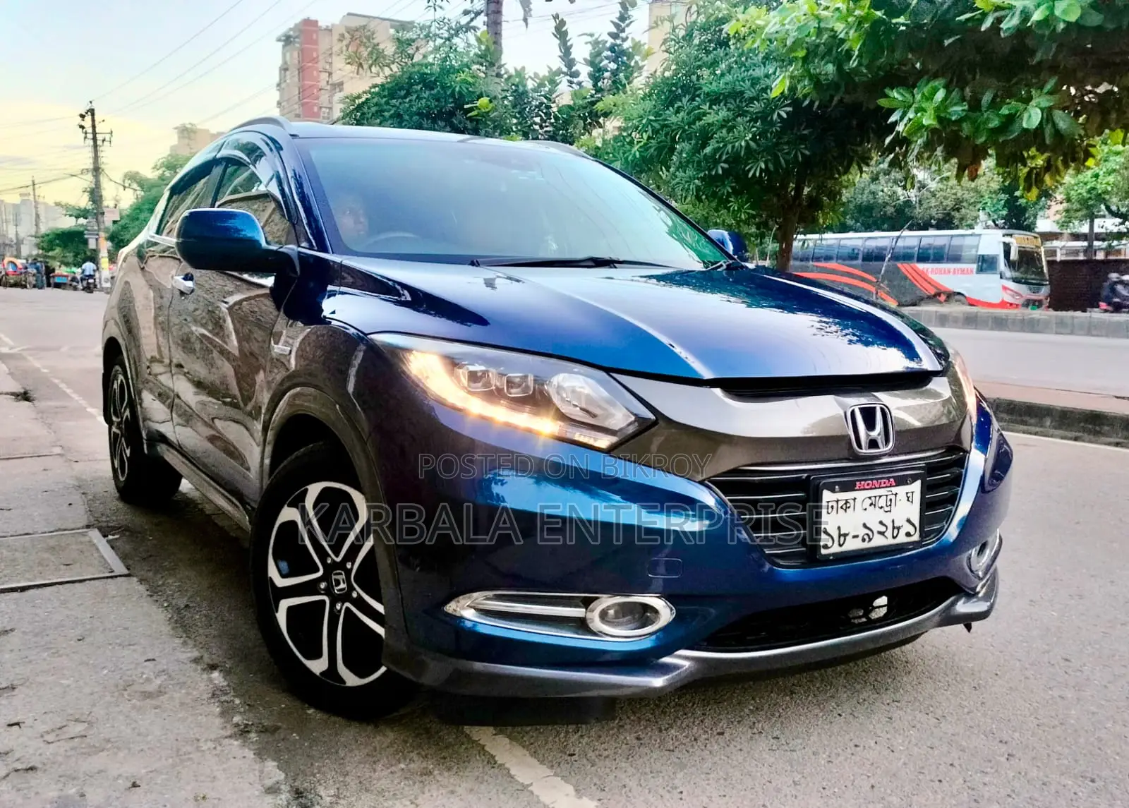 Honda Vezel 1.5 Hybrid 2WD 2015 Blue