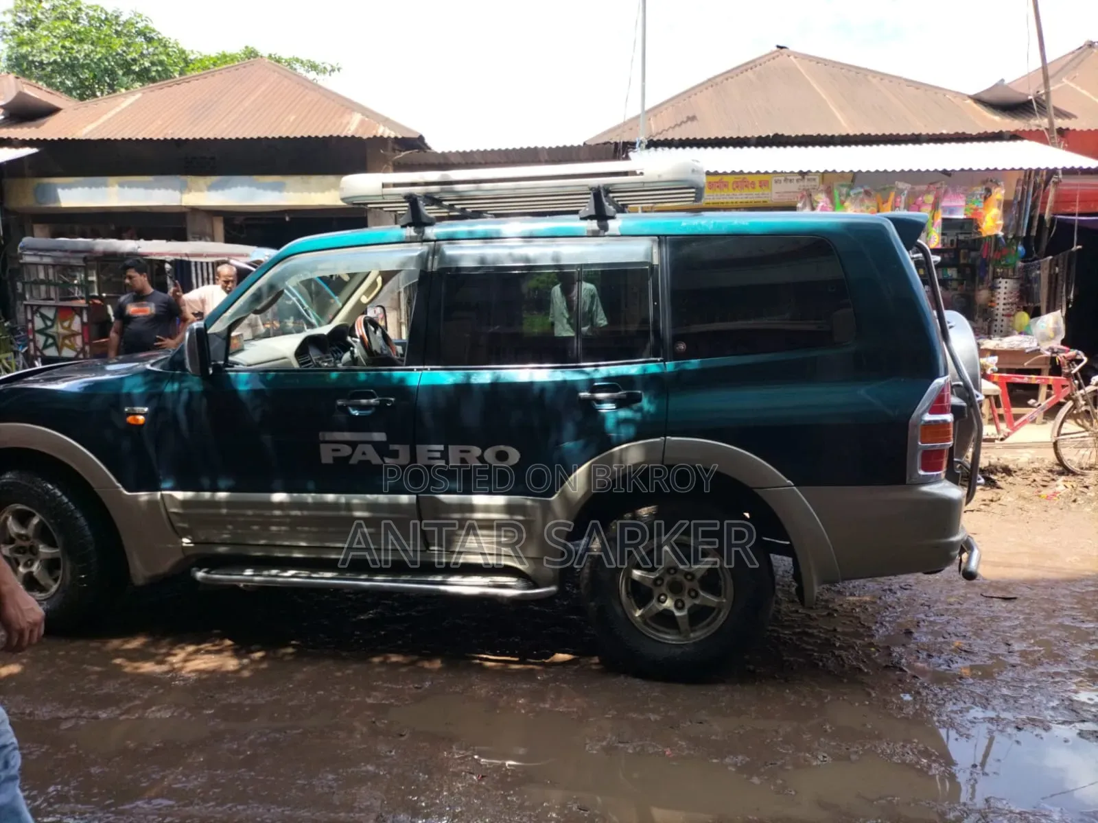 Mitsubishi Pajero 2001