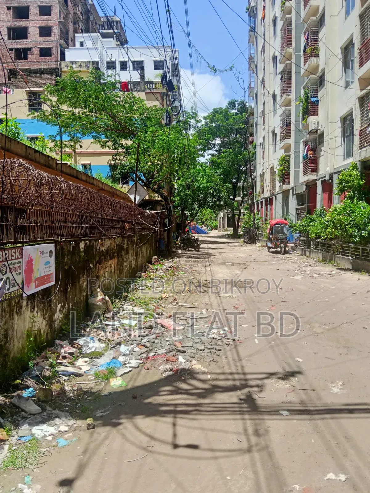 মি হানিফ, মোহাম্মদপুরে ৩ বেডরুমের অ্যাপার্টমেন্ট বিক্রয়