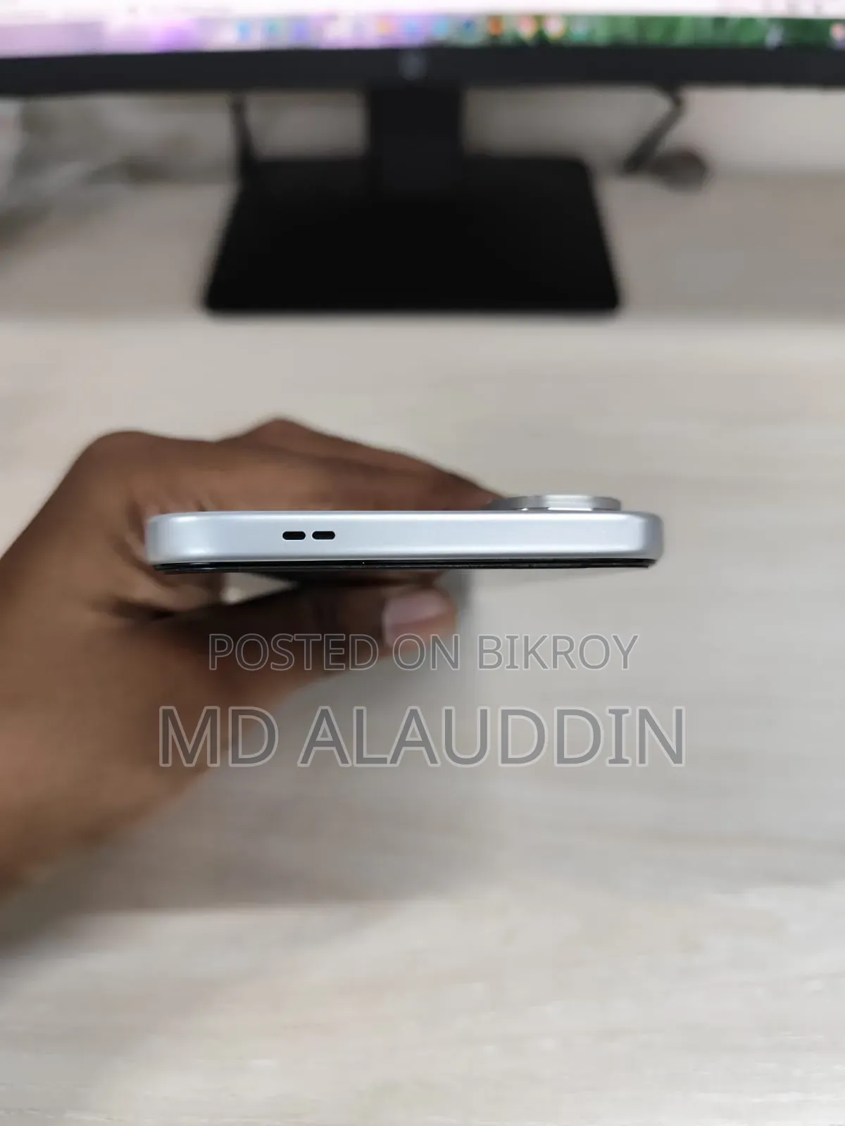 Infinix Hot 70 128 GB Silver