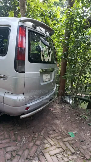 Toyota Noah 2.0 All-Wheel Drive (8 Seater) 2003 Silver