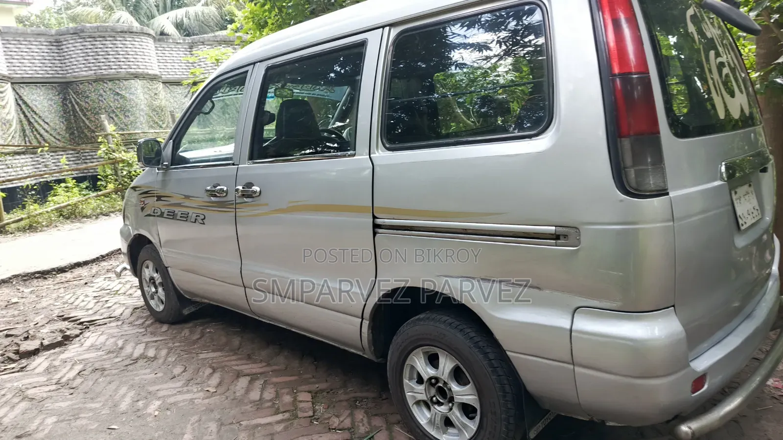 Toyota Noah 2.0 All-Wheel Drive (8 Seater) 2003 Silver