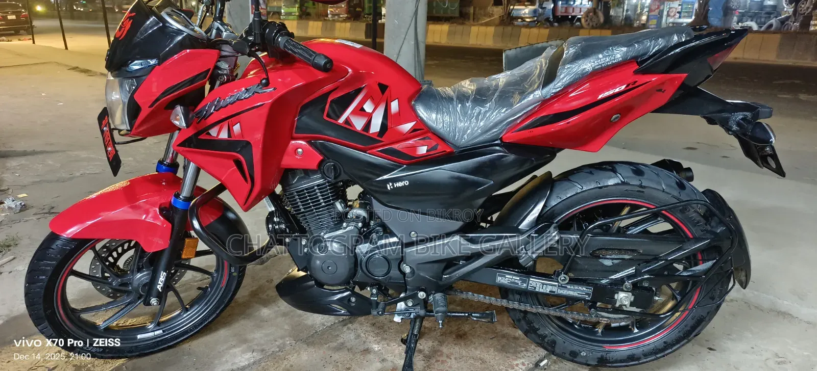 Hero Hunk 2024 Red