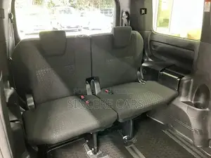 Toyota Noah 1.8 Front-Wheel Drive Hybrid (7 seater) 2021 Pearl