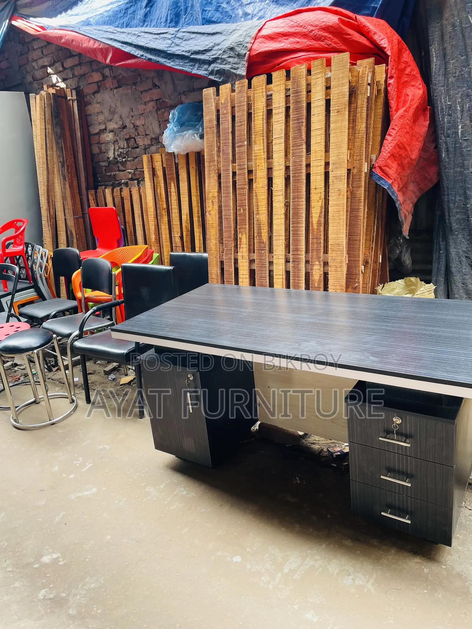 Office Table, 5 feet by 2.5 feet