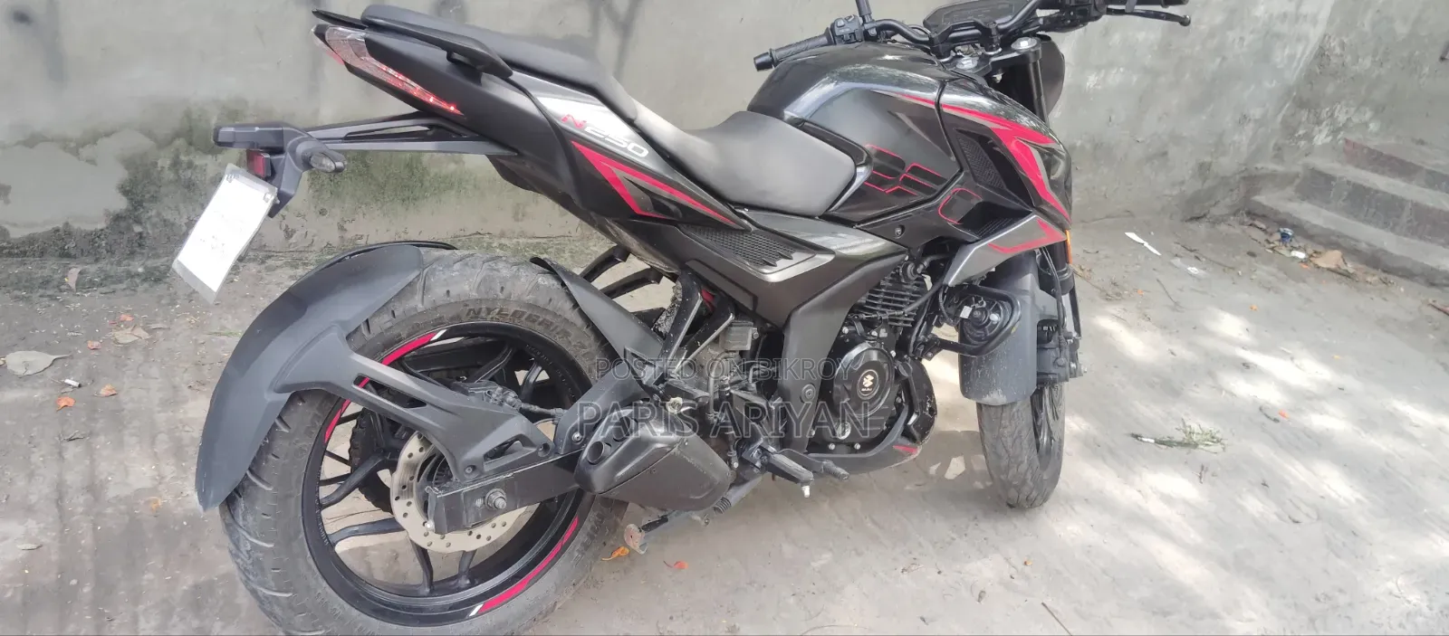 Bajaj Pulsar N250 2025 Black