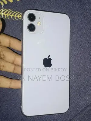 অ্যাপল আইফোন ১১ ৬৪ জিবি