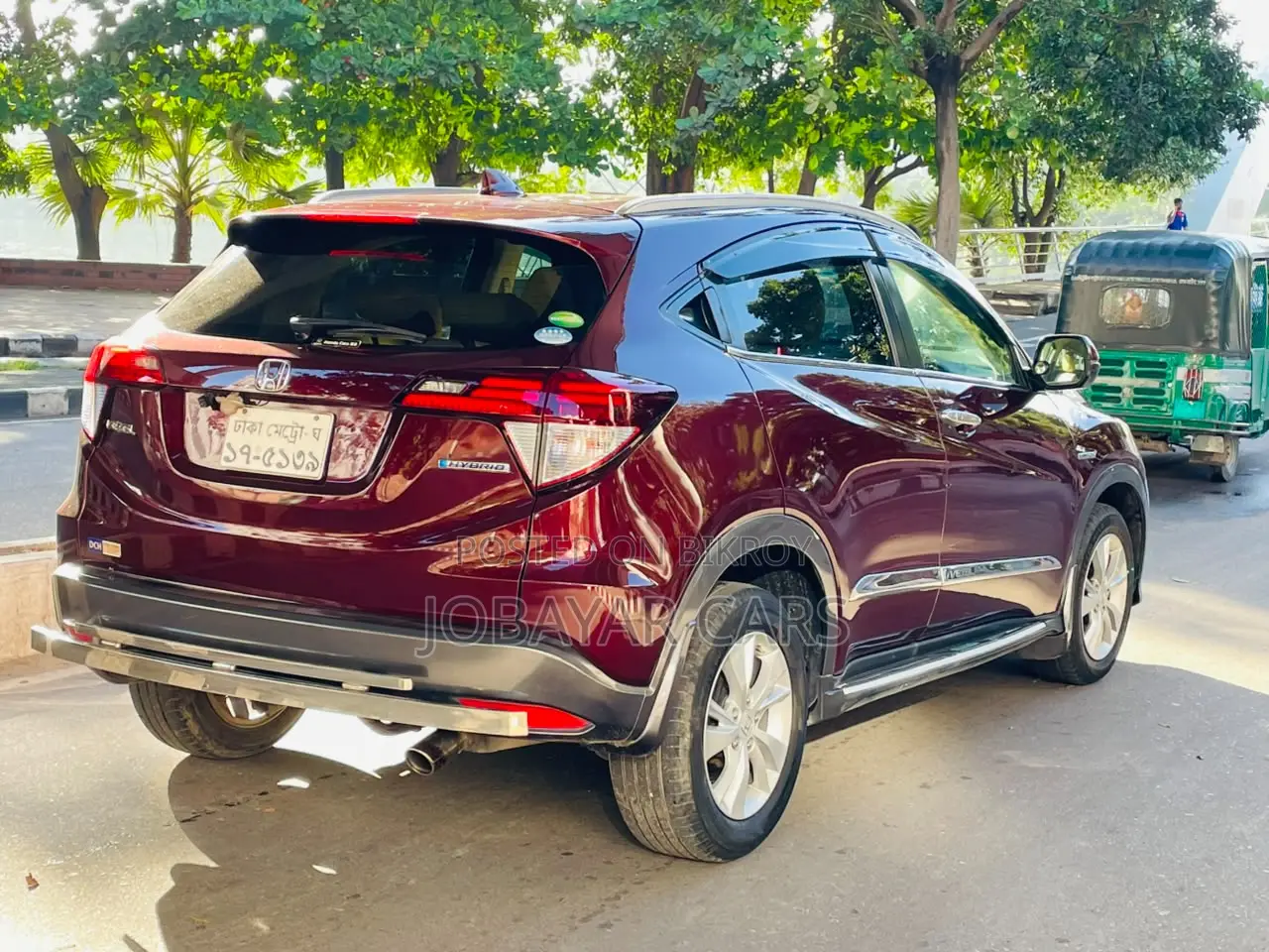 New Honda Vezel 1.5 Hybrid 2 Wheel Drive 2014 Maroon