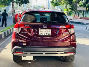 New Honda Vezel 1.5 Hybrid 2 Wheel Drive 2014 Maroon