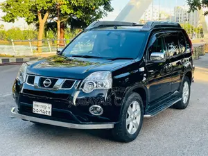 New Nissan X-Trail 2010 Black