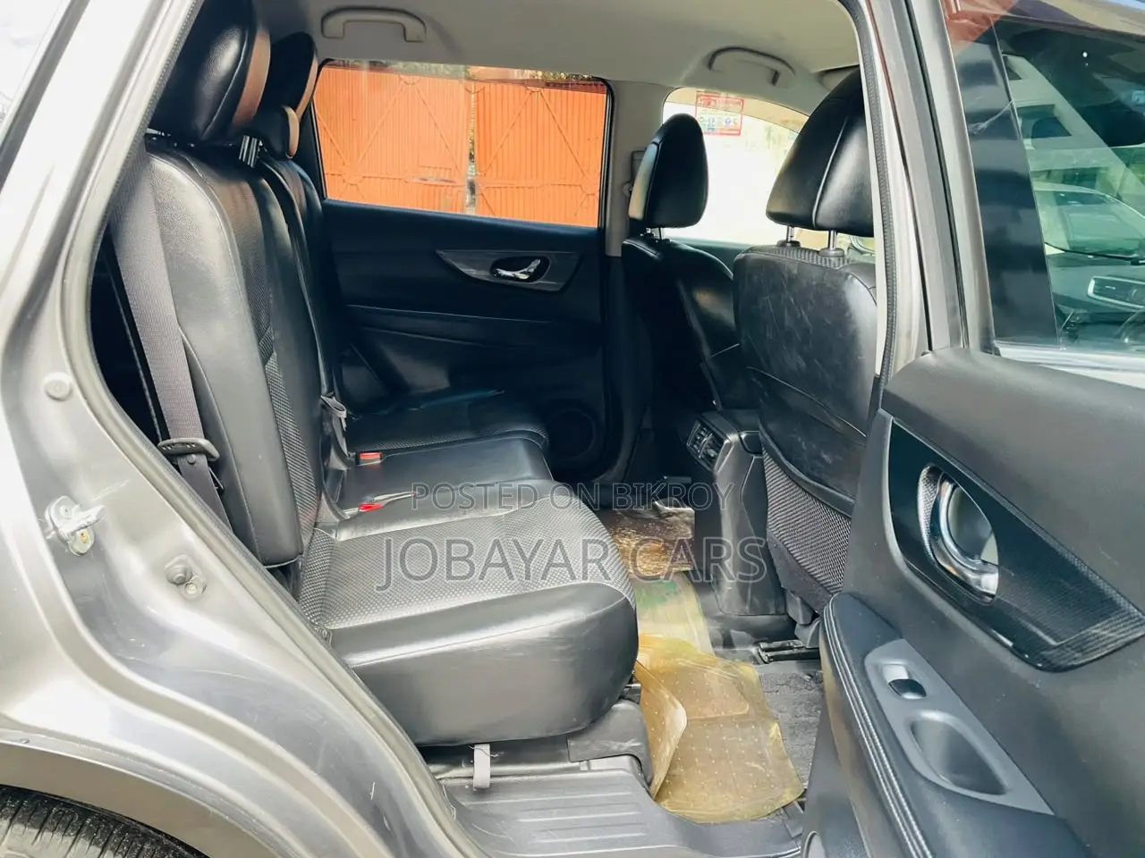 New Nissan X-Trail 2013 Gray