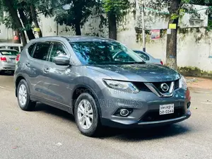 New Nissan X-Trail 2013 Gray
